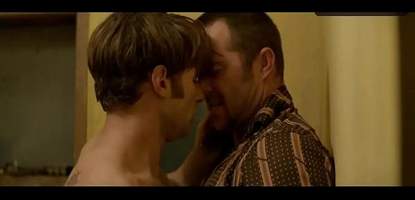  Sullivan Stapleton Sexy Scene in Cut Snake (1)